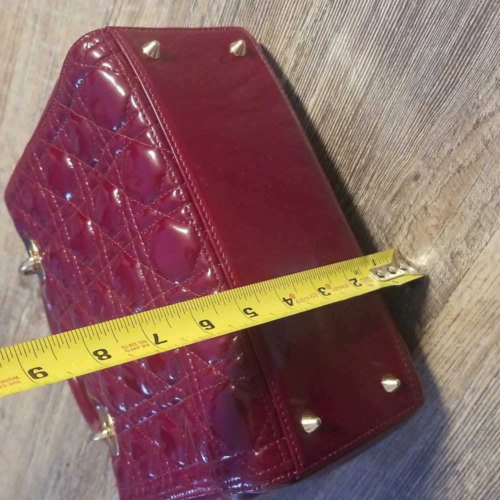 Lady Dior Christian Dior Medium Cannage Red Patent Quilted Leather Handbag - Picture 9 of 16